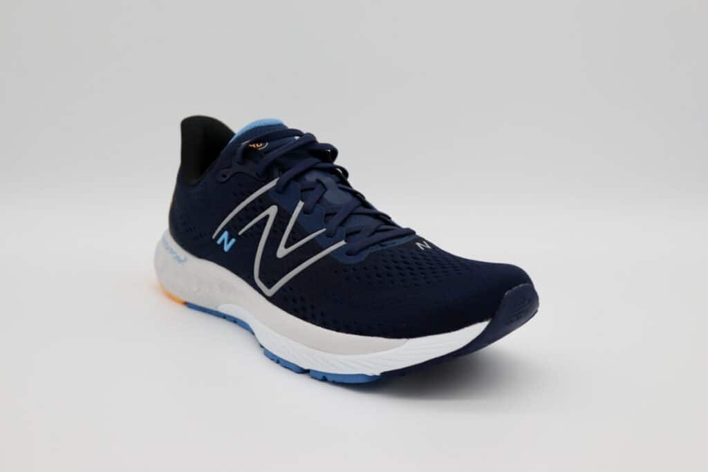 Picture of New Balance 880 V13
